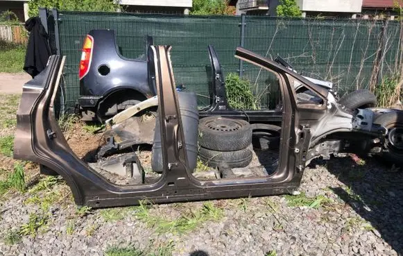 Ford Escort Sill LUNAR