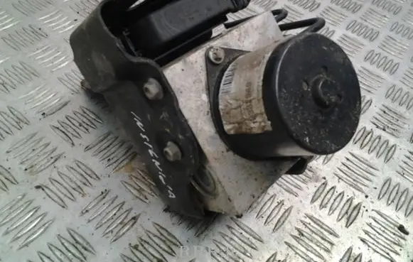 Opel Insignia A ABS Pump 13332549