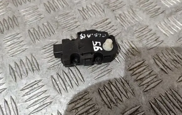 Mercedes-Benz CLS C218 X218 Intake manifold valve actuator/motor EFB430 K9749006