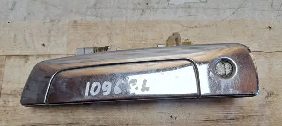 Mitsubishi Space Wagon Front door exterior handle MR384673
