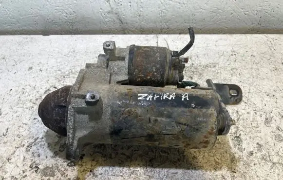 Opel Zafira A Starter motor