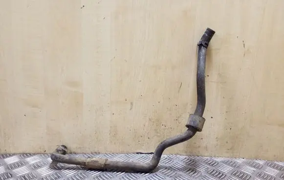 Volkswagen Touareg I Engine coolant pipe/hose 7L6122096E