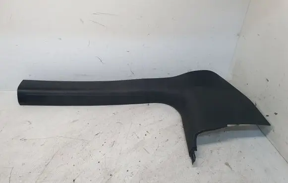 Audi A4 S4 B8 8K Front sill trim cover 8K1867272B