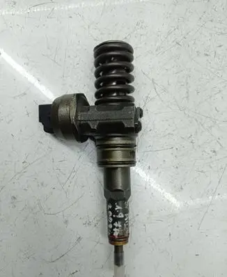 Audi A3 S3 8P Fuel injector 038130073a6