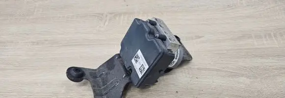 Chrysler Pacifica ABS Pump 68352226AA P68352226AA