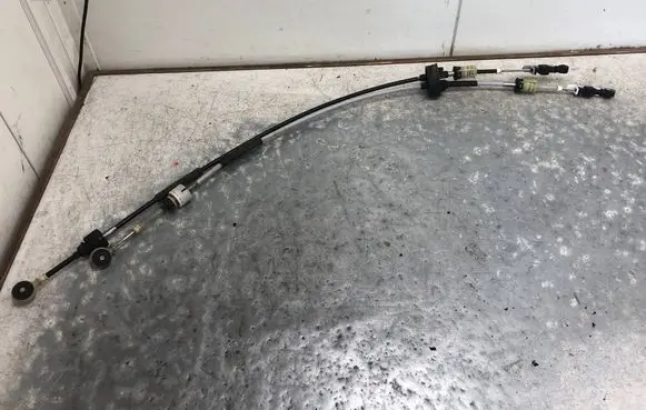Opel Meriva B Gear shift cable linkage