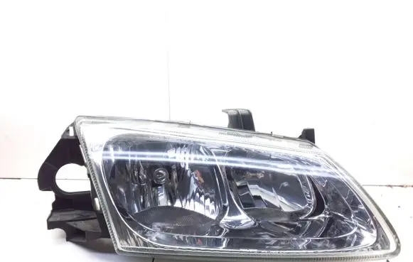 Nissan Almera N16 Headlight/headlamp 205989 8505