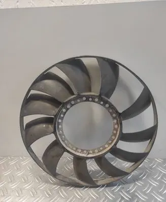 Audi A4 S4 B6 8E 8H Fan impeller 059121311A