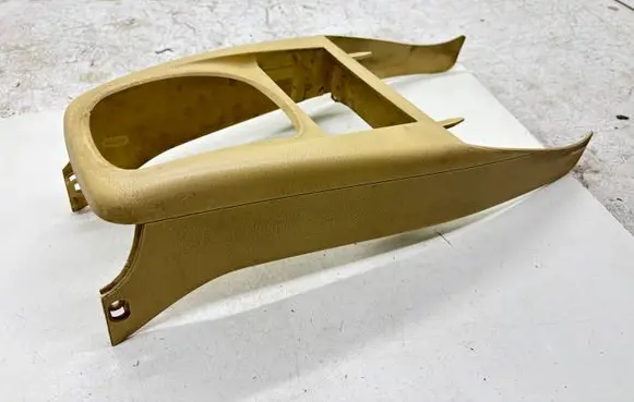 Other center console (tunnel) element