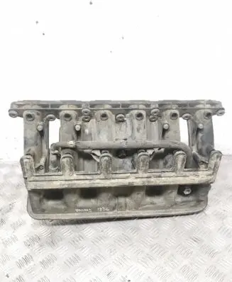 BMW 7 E38 Intake manifold 1438140