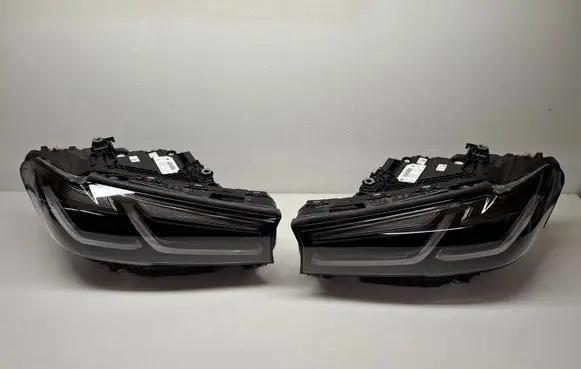 BMW 5 G30 G31 G38 Headlights/headlamps set 5A388E3 5A388E4 8082655
