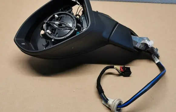 Volkswagen Golf VIII Front door electric wing mirror 5H1857501DANEK 5H1857501