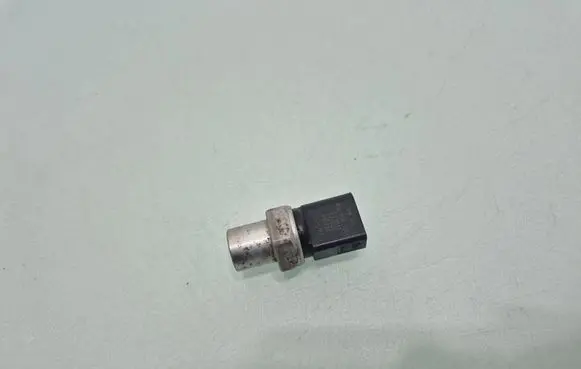 Skoda Octavia Mk3 (5E) Air conditioning (A/C) pressure sensor 4H0959126A