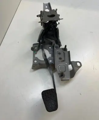 Ford Fiesta Brake pedal 8V512450CC 190614113559 091E012