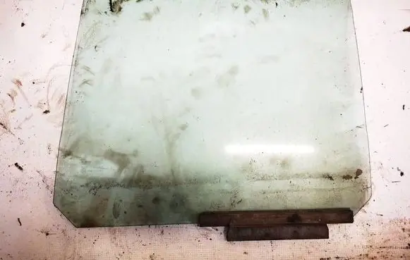 Ford Sierra Rear door window glass as2