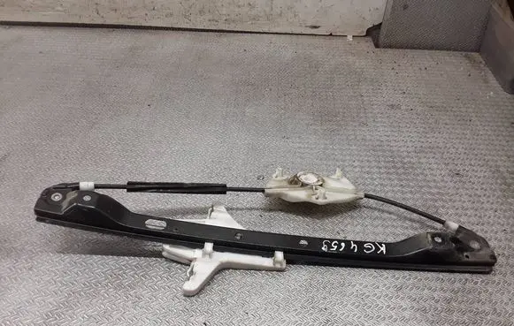 Volkswagen Golf Plus Rear window lifting mechanism without motor
