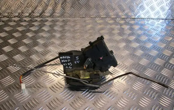 Mazda 323 F Front door lock 