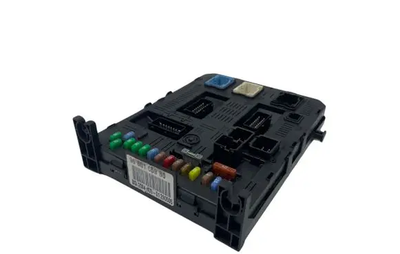 Citroen C4 I Fuse module 9660105980 01290505 BSI2004406