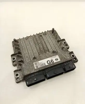 Nissan Juke I F15 Engine control unit/module 237101KB4A S180153133A