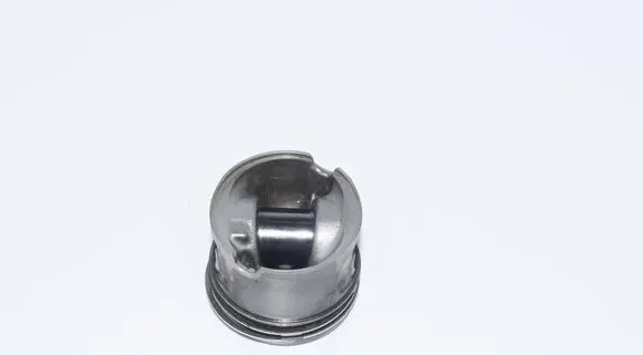 BMW 3 E90 E91 Piston 000000