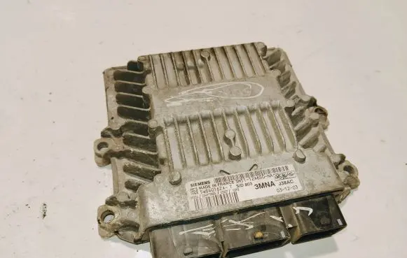 Ford Focus C-MAX Engine control unit/module 3M5112A650NA 5WS40162AT