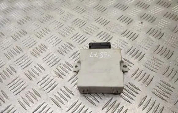 Toyota Avensis T250 Window wiper relay 150696