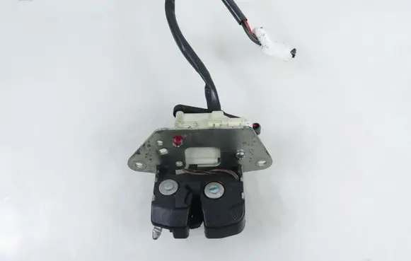 Alfa Romeo 159 Tailgate/trunk/boot lock/catch/latch