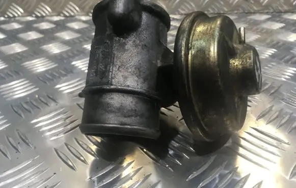 Ford Mondeo Mk III EGR valve 169B04P