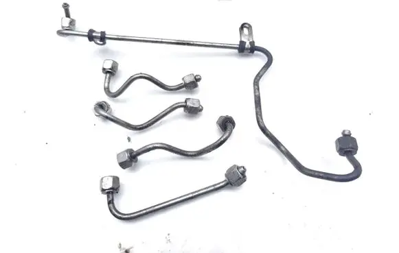 Ford Transit Fuel injector supply line/pipe CYFF