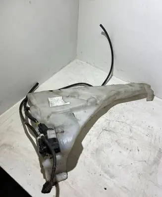 Volvo C30 Windshield washer fluid reservoir/tank 31253149 4M5113K163AE 4M5113K163BE