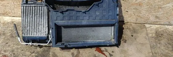 Renault Captur Radiator set 214818009R 08022016 CDQS3423