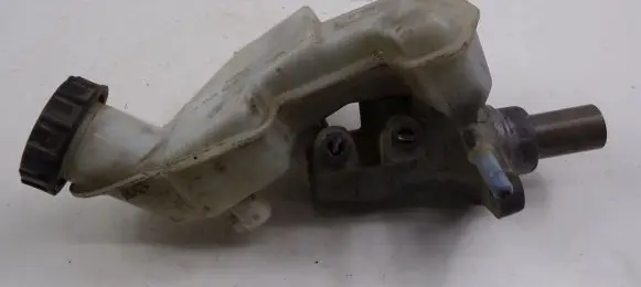 Ford Fusion Master brake cylinder