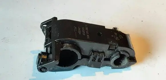 Mercedes-Benz E W211 Other engine bay part A0029952801