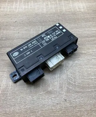 BMW 5 E39 Door control unit/module 6904247 5DK007048