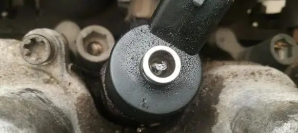 Fuel injector