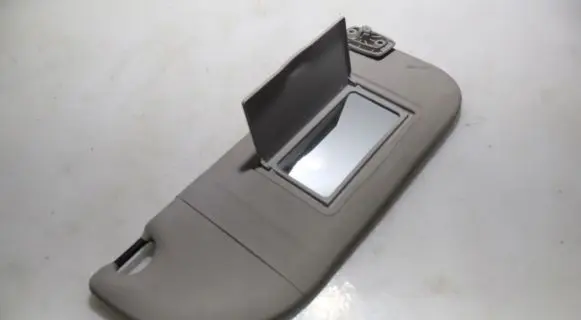 Sun visor clip/hook/bracket
