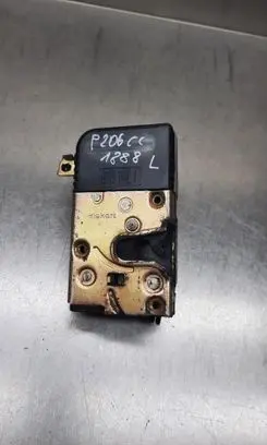 Peugeot 206 CC Front door lock 