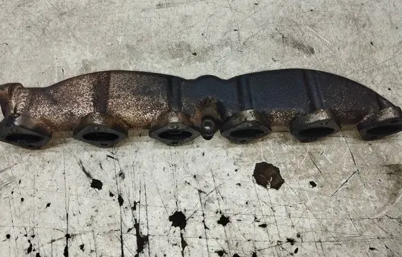 BMW 5 E60 E61 Exhaust manifold