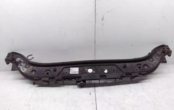 Renault Megane II Top upper radiator support slam panel