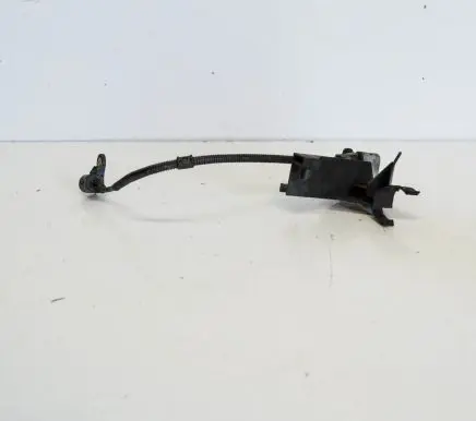 Volkswagen PASSAT B6 Crankshaft position sensor 03L906433