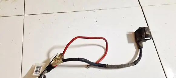 Audi A3 S3 8P Positive cable (battery) 