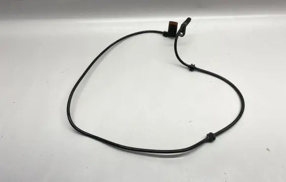 Mercedes-Benz C W204 ABS rear brake sensor A2045400317 2045400317