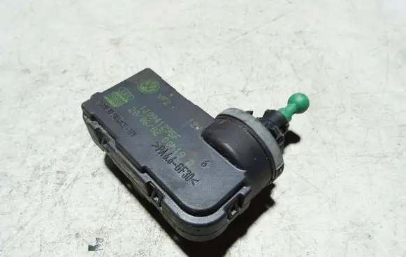 Audi A4 S4 B7 8E 8H Headlight level adjustment motor 1J0941295F