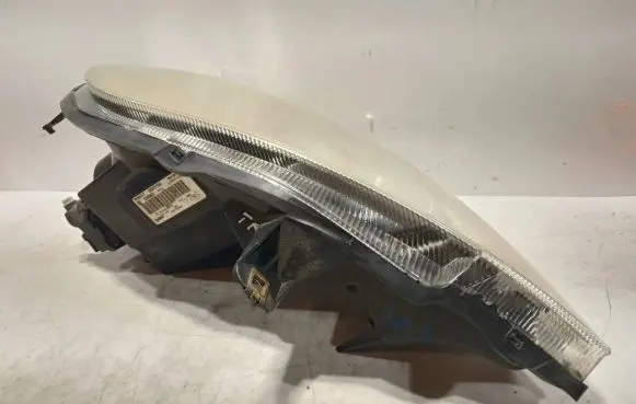 Opel Vivaro Headlight/headlamp 8200701354 93859829 89313970