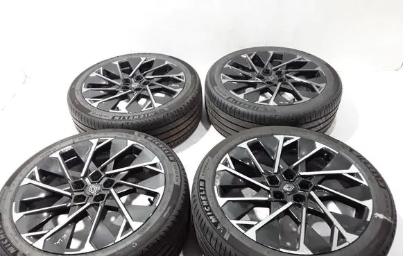 Renault Scenic E-Tech V R20 alloy rim 