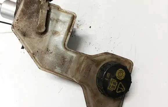 Mazda 3 I Brake fluid reservoir 03350886431