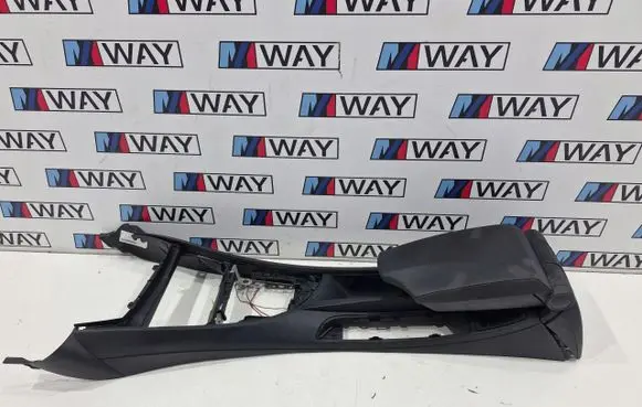 BMW 1 E81 E87 Center console 