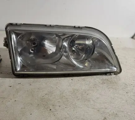 Volvo S40, V40 Headlight/headlamp 14909000