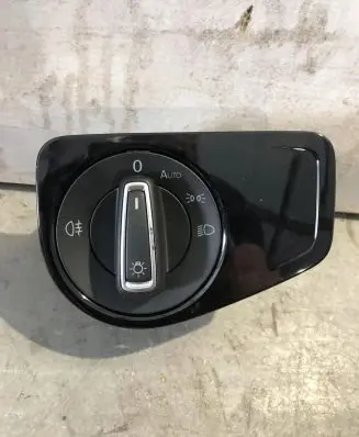 Volkswagen Golf VII Light switch