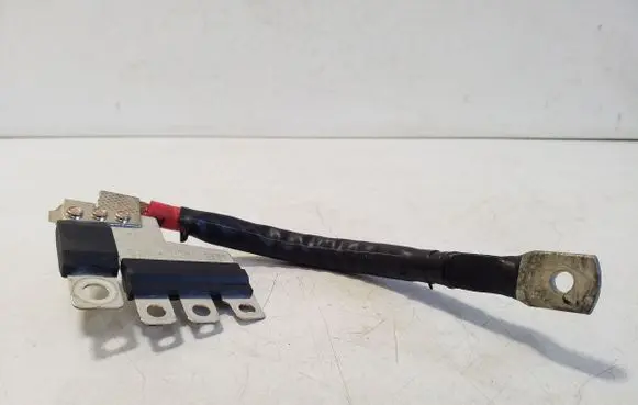 Volvo XC90 Positive cable (battery)